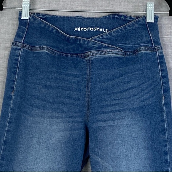 Aeropostale Pull on Flare Jeans Womens XS Medium Wash Blue Mid Rise Factory Fade - Picture 2 of 12